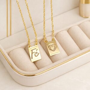 Escapulário Folheado Fé e Coração